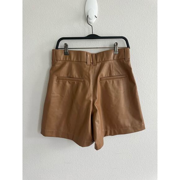 Abercrombie & Fitch Women’s Vegan Faux Leather High Waisted Shorts NWT Sz M - Picture 3 of 8